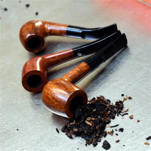 Charatan Pipes