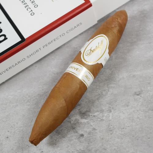 Davidoff Aniversario Short Perfecto