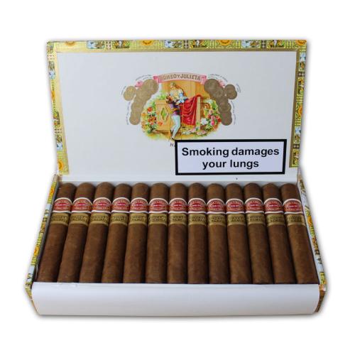 Romeo y Julieta Short Churchill Cig