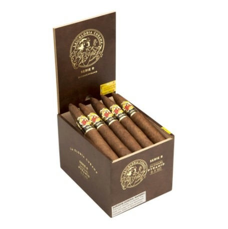 La Gloria Cubana Serie R Pyramid Natural