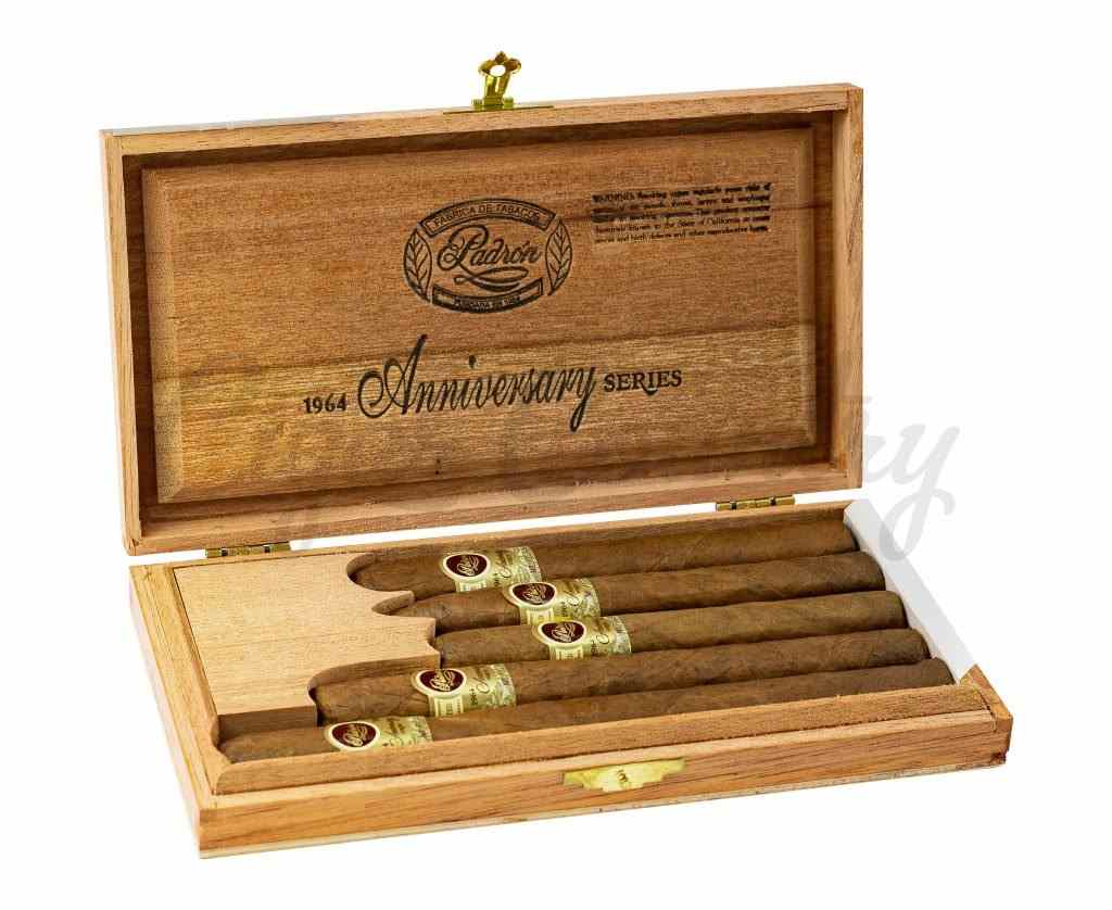 Padron 1964 Serie Aniversario Sampler Natural