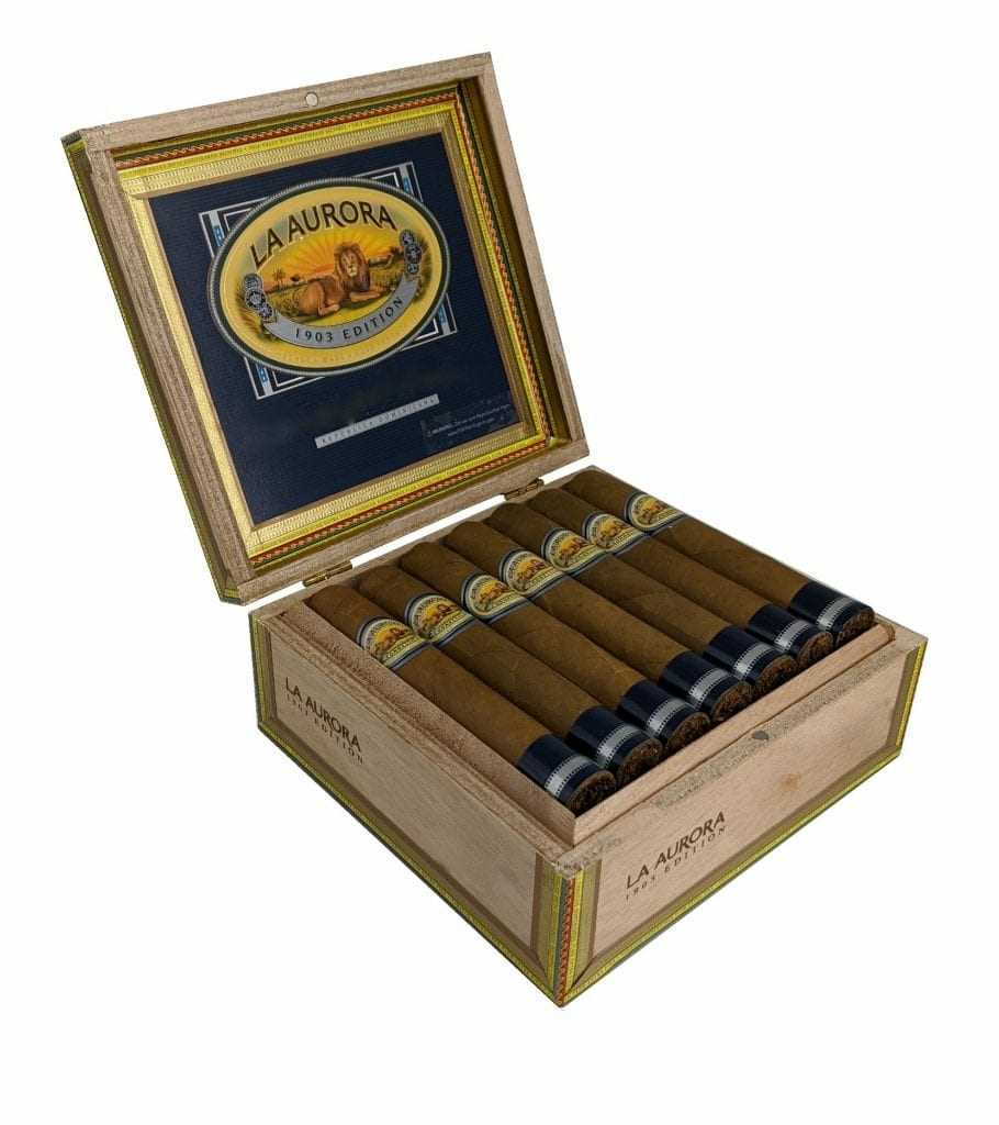 La Aurora Preferidos 1903 Edition Sapphire Connecticut Toro