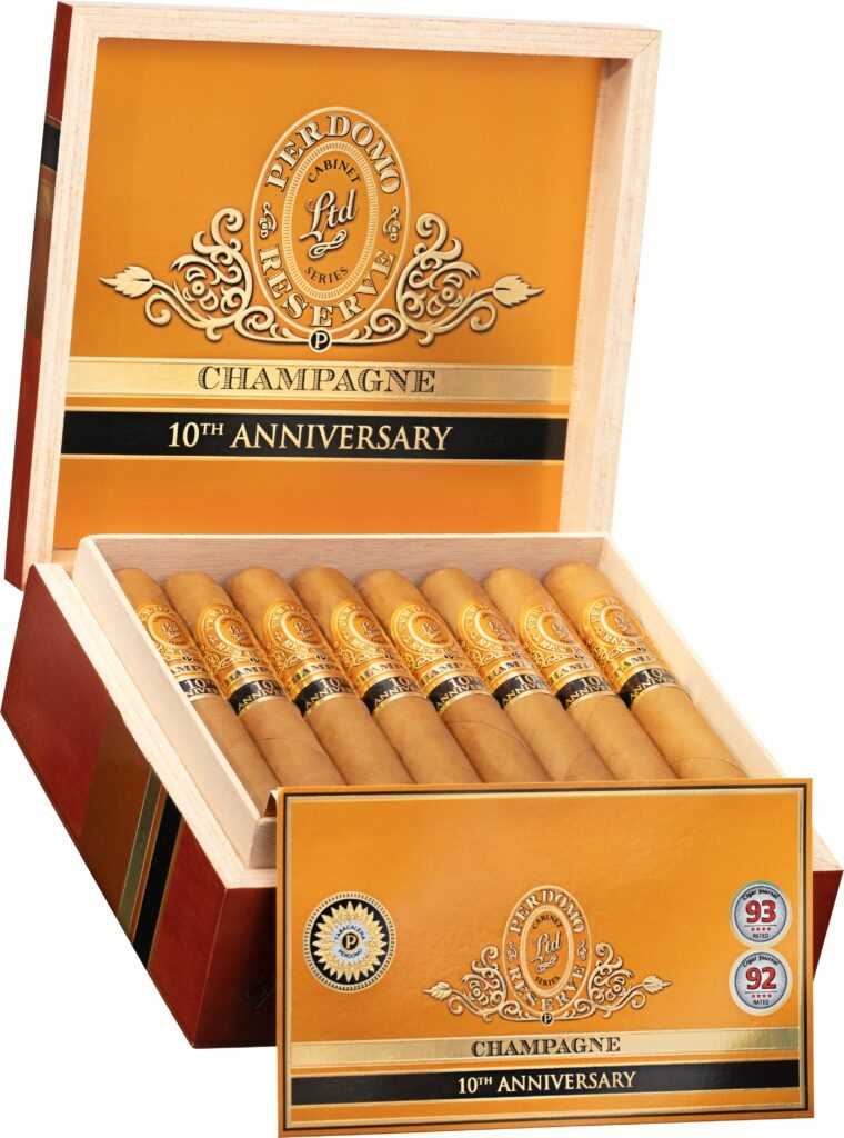 Perdomo Reserve 10th Anniversary Champagne Connecticut Purito